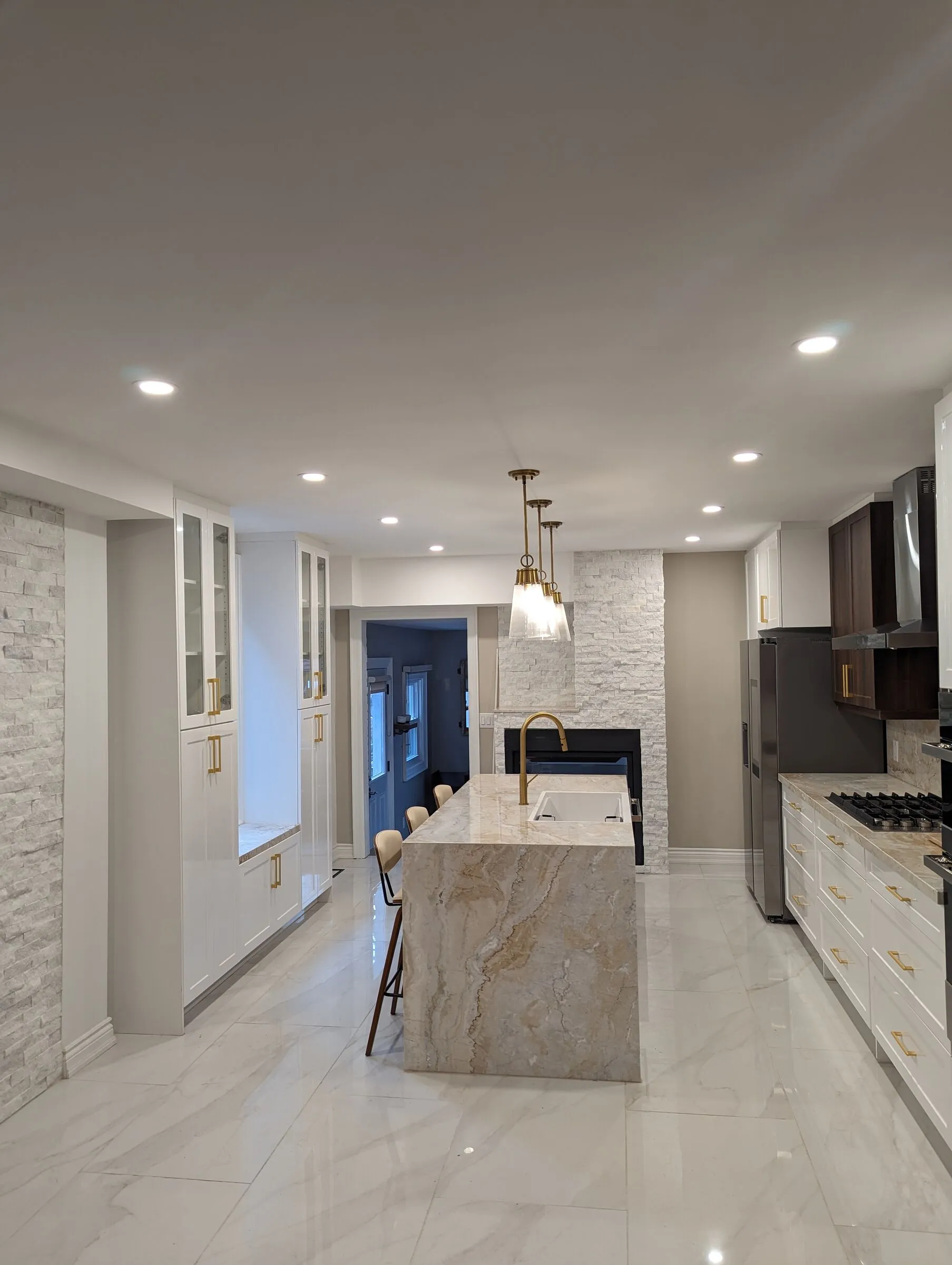 Kitchen renovated by EH Contracting