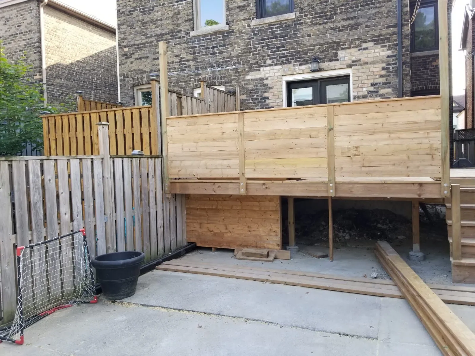 Deck or fence built by EH Contracting